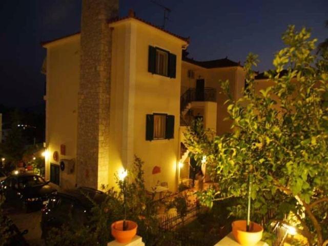 Amfitrion Appartement Gythio Buitenkant foto