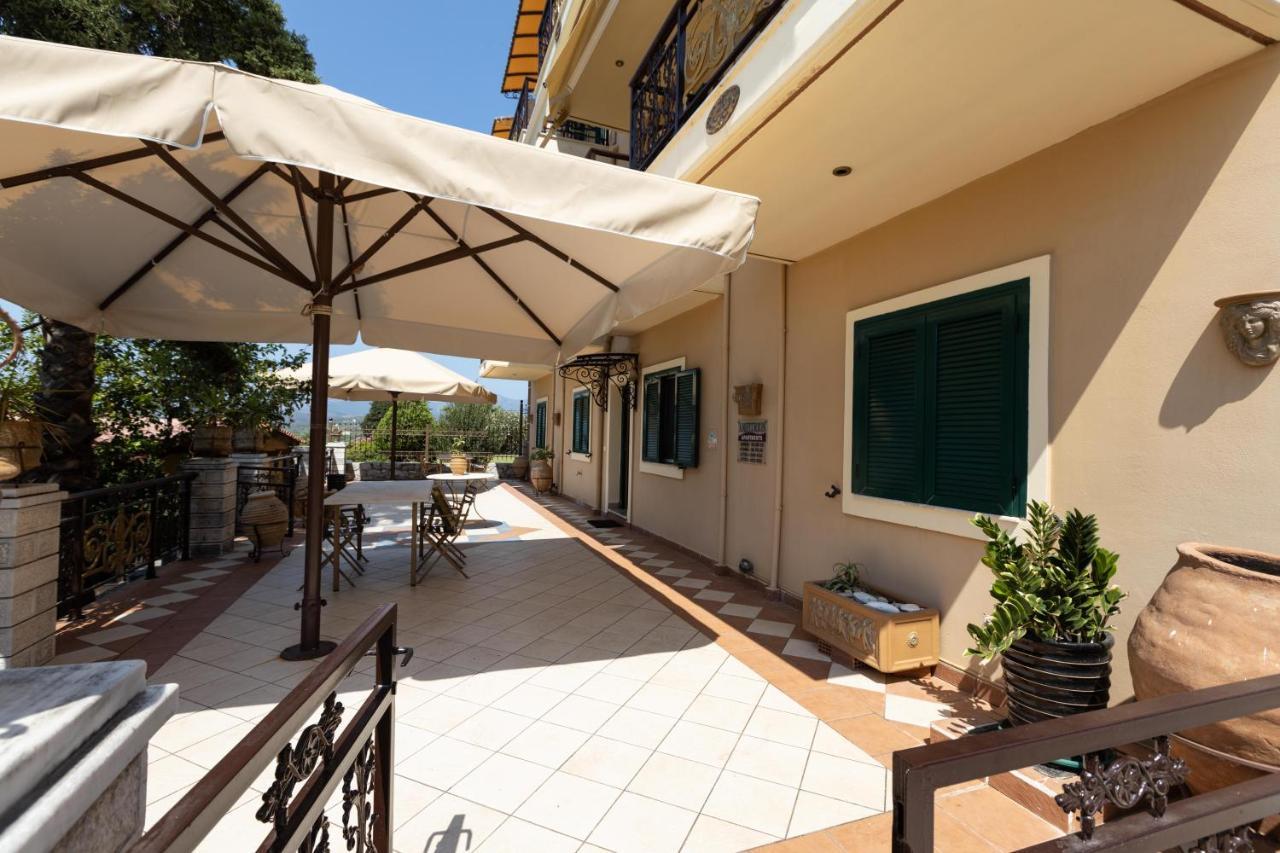 Amfitrion Appartement Gythio Buitenkant foto