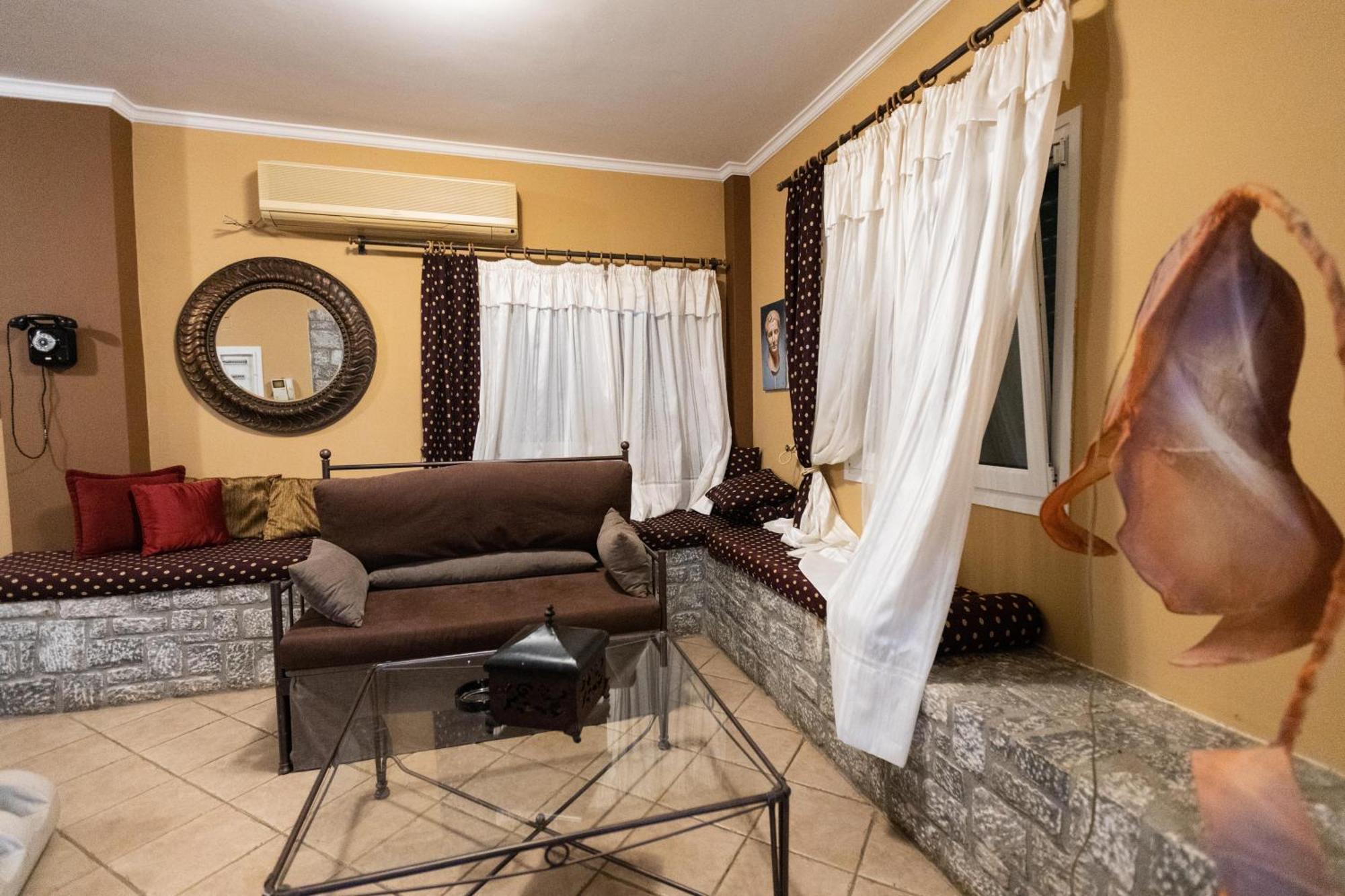 Amfitrion Appartement Gythio Buitenkant foto