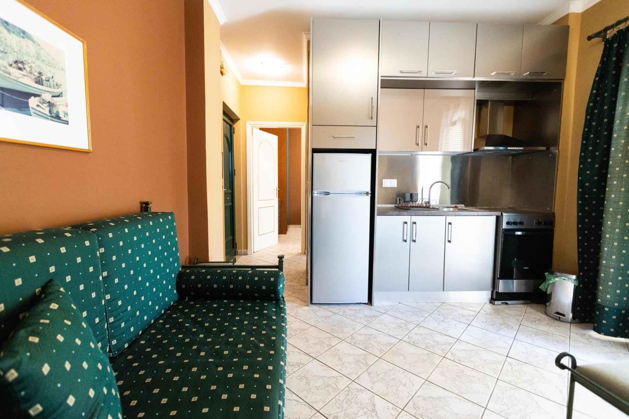 Amfitrion Appartement Gythio Buitenkant foto